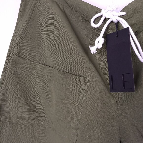 Local European Olive Green Oversized Rip Stop Pants New NWT 100% Polyester XS/S - Picture 3 of 14